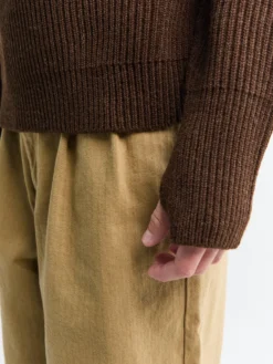 Navy Crewneck i Natural Brown