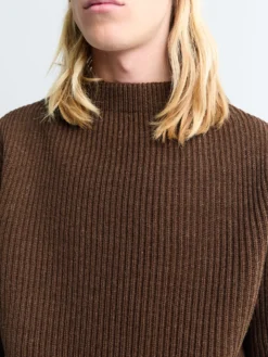 Navy Crewneck i Natural Brown