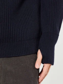 Navy Crewneck i Navy