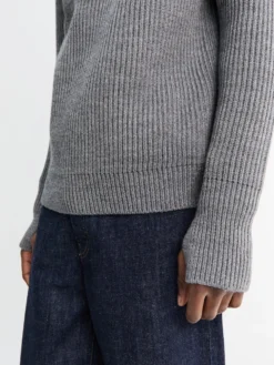 Navy Crewneck Strik i Grå