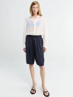 Nelis Satin Bermuda Shorts i Navy
