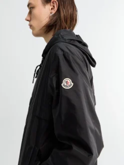 Nidge Hooded Jacket i Sort