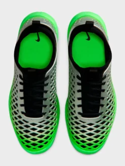 Nike Rejuven8 Run SP in Metallic Silver, Black og Voltage Green