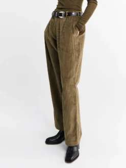 Norstrand Pleated Corduroy Bukser i Olive
