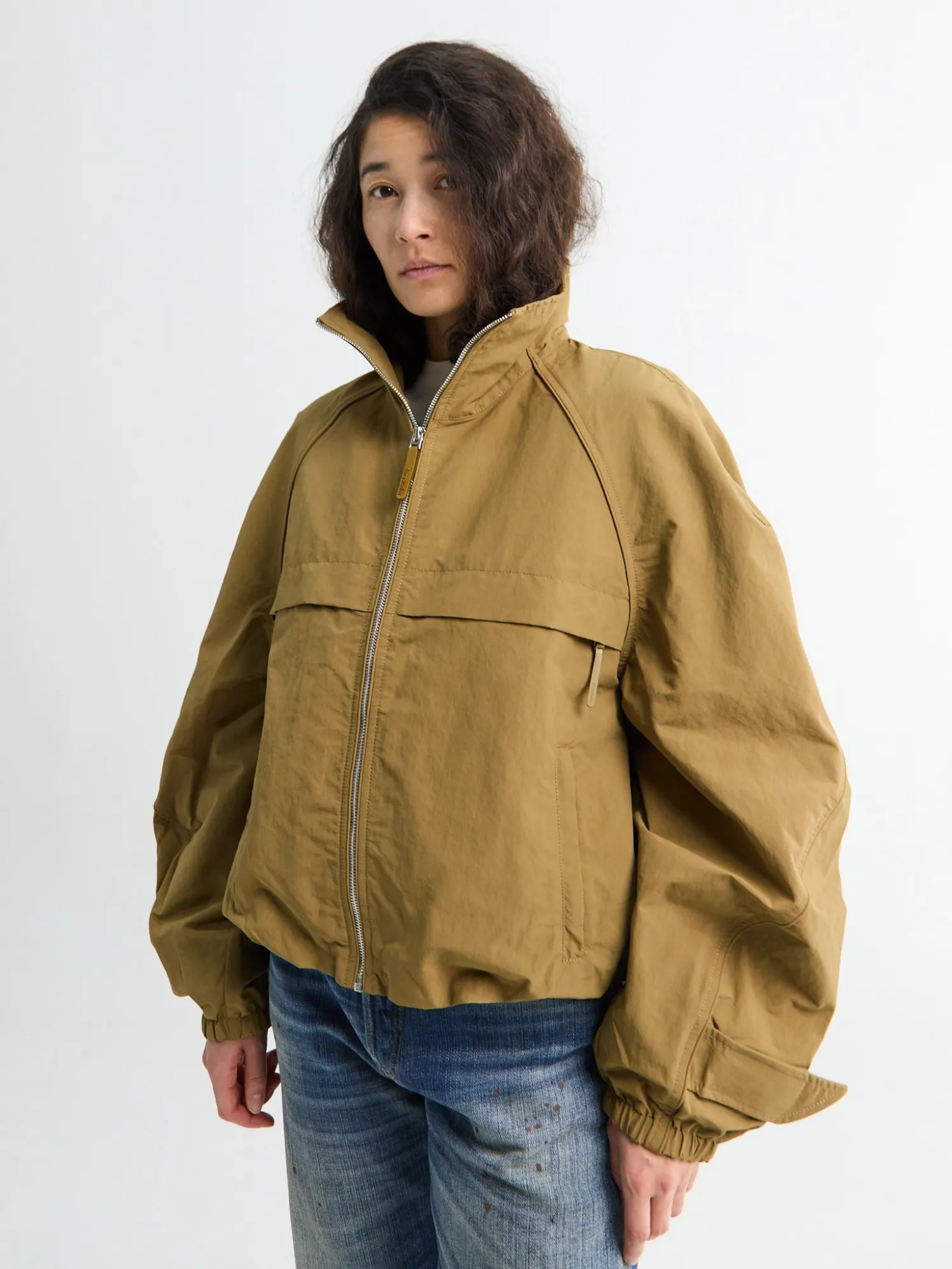 Nylon Logo Jacket i Mørk Khaki