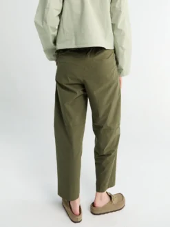 Olia Pant i Tatsu