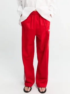 OS Trackpants i Better Scarlet