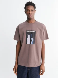 Projection T-Shirt i Brun