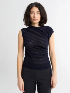 Raven Top i Navy