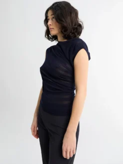 Raven Top i Navy