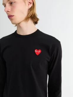 Red Heart Langærmet T-Shirt i Sort