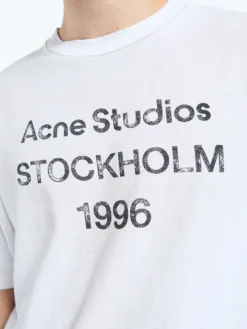 Relaxed Fit Logo T-Shirt i Dusty White