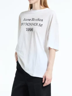 Relaxed Fit Logo T-Shirt i Dusty White