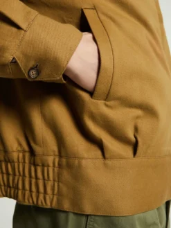 Ricky Jakke i Khaki