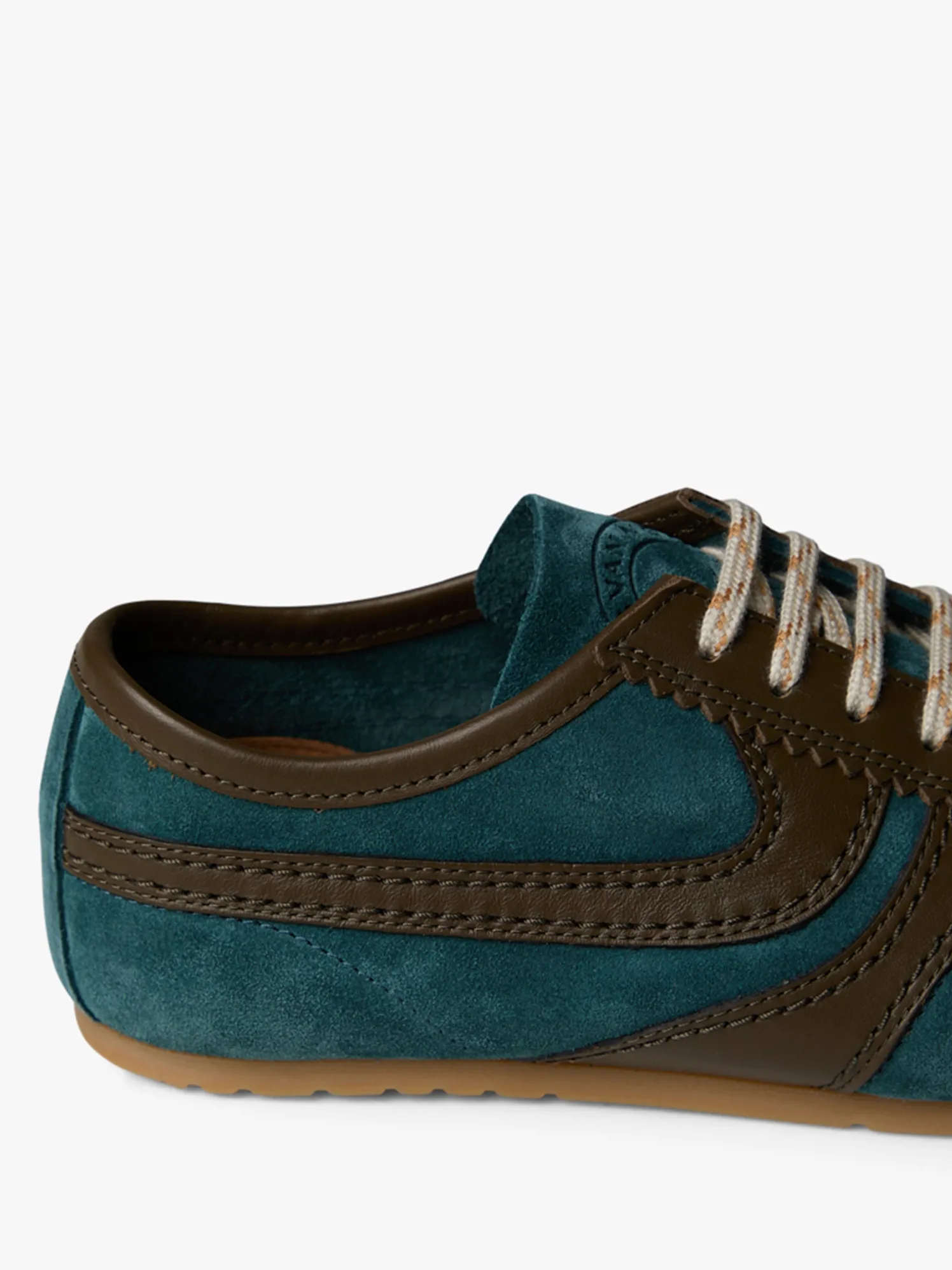 Ruskindssneakers med læderdetaljer i Turkis