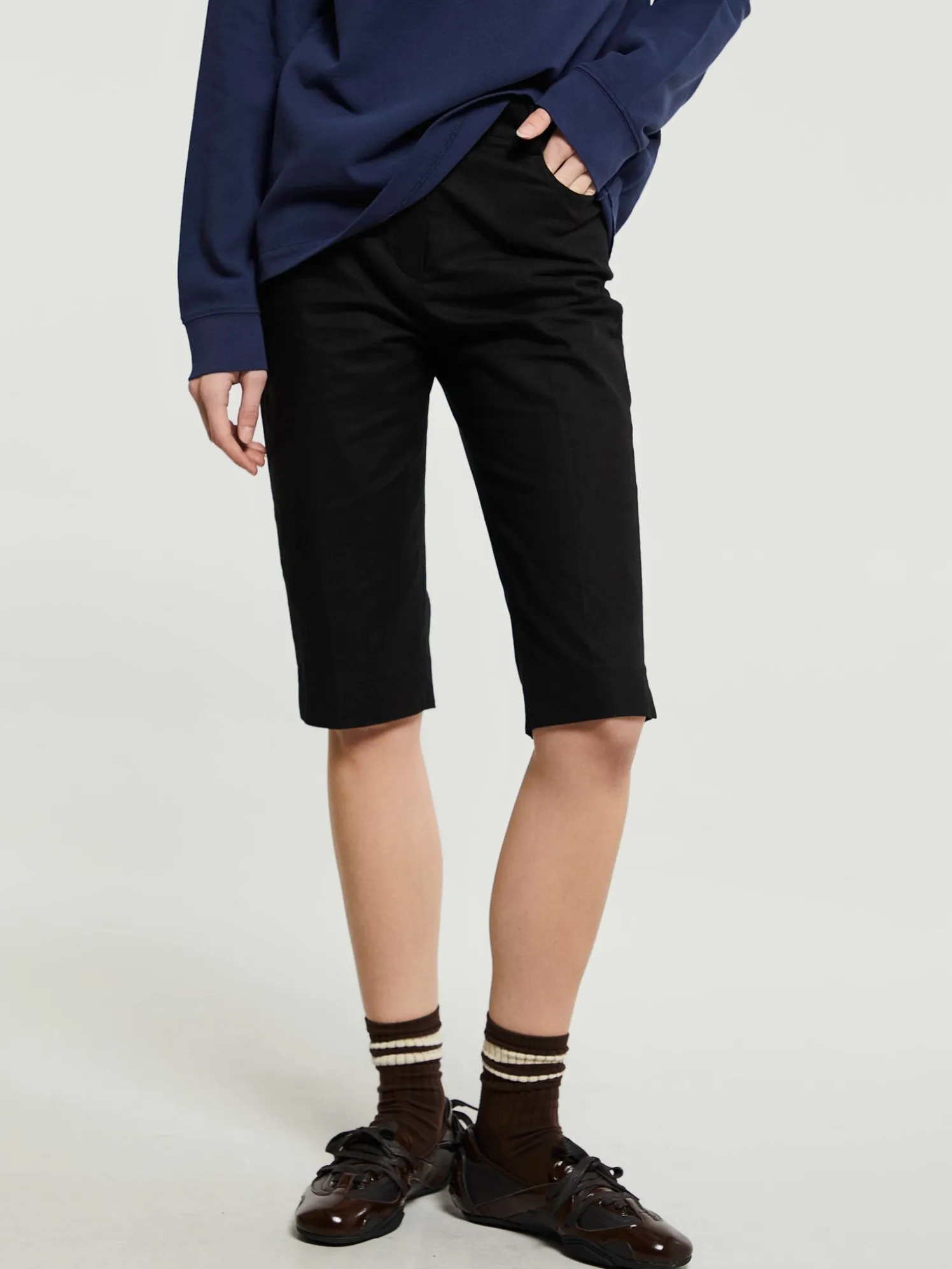 Slim Bermuda Shorts i Sort