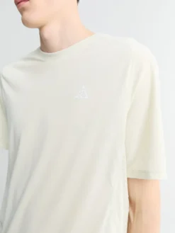 Solar Chase kortærmet Dri-Fit Top i Sea Glass og Summit White