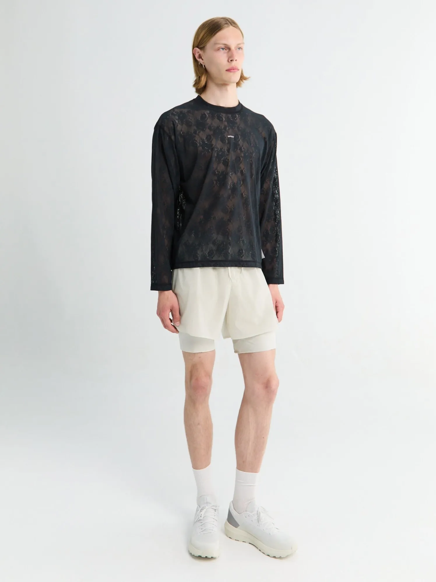 Space-Lace Long Tee i Sort SA