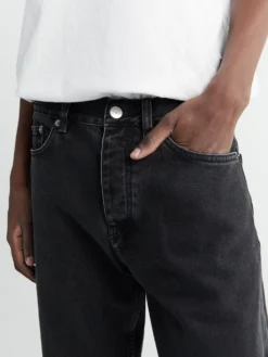 Standard Jeans i Vasket Sort 2