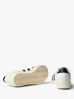 Superstar Vintage i Core White, Core black og Cream White