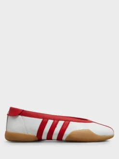 Taekwondo Mei Ballet Shoes i Cloud White, Better Scarlet og Gum