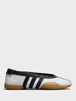 Taekwondo Mei Ballet W i FTWR White, Core Black og GUM 3