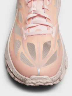 U Mafate Speed 4 Lite Sneakers i Rose Tea og Rose Latte