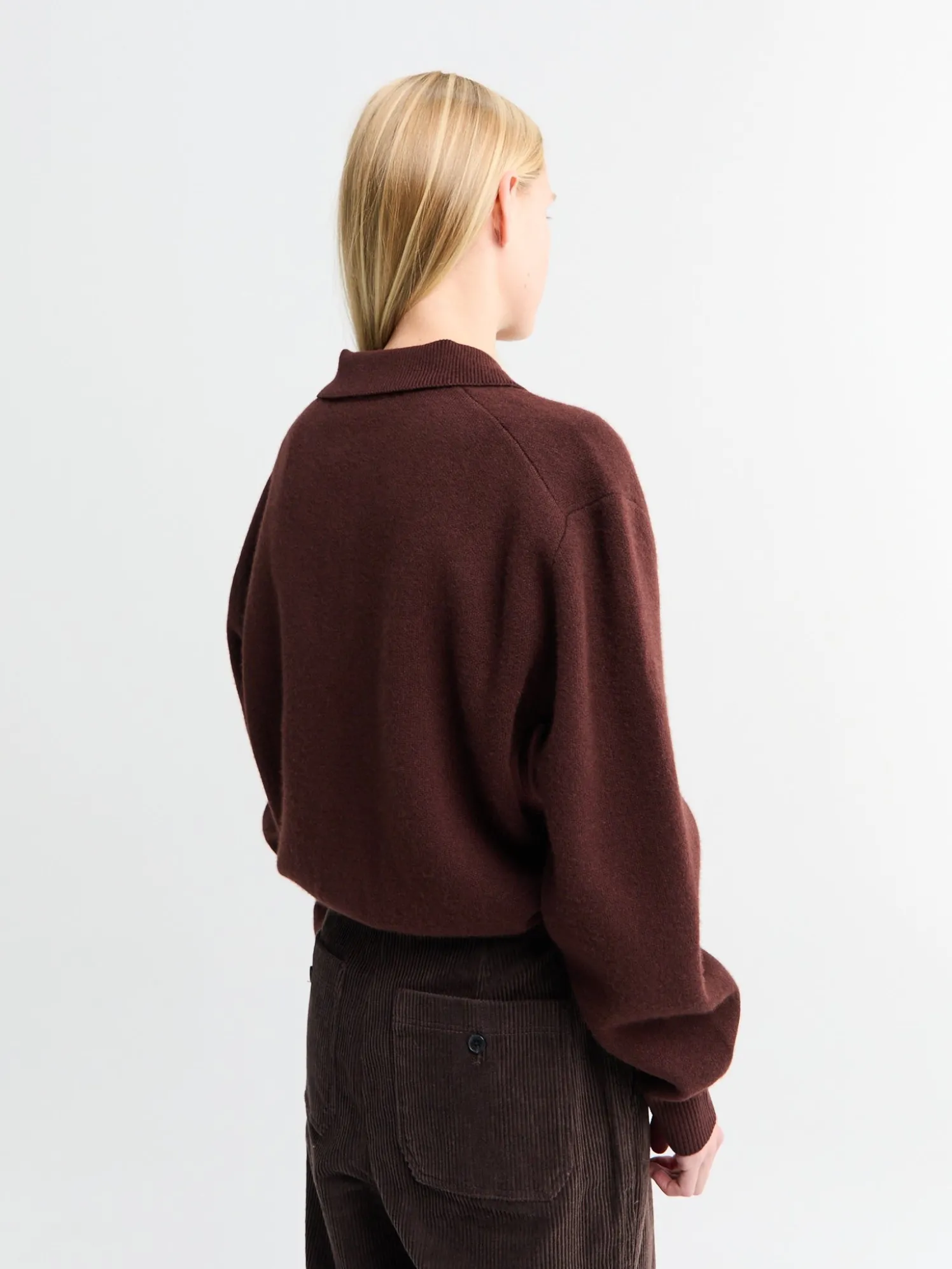 Unisex Cashmere Collared Sweater i Brun