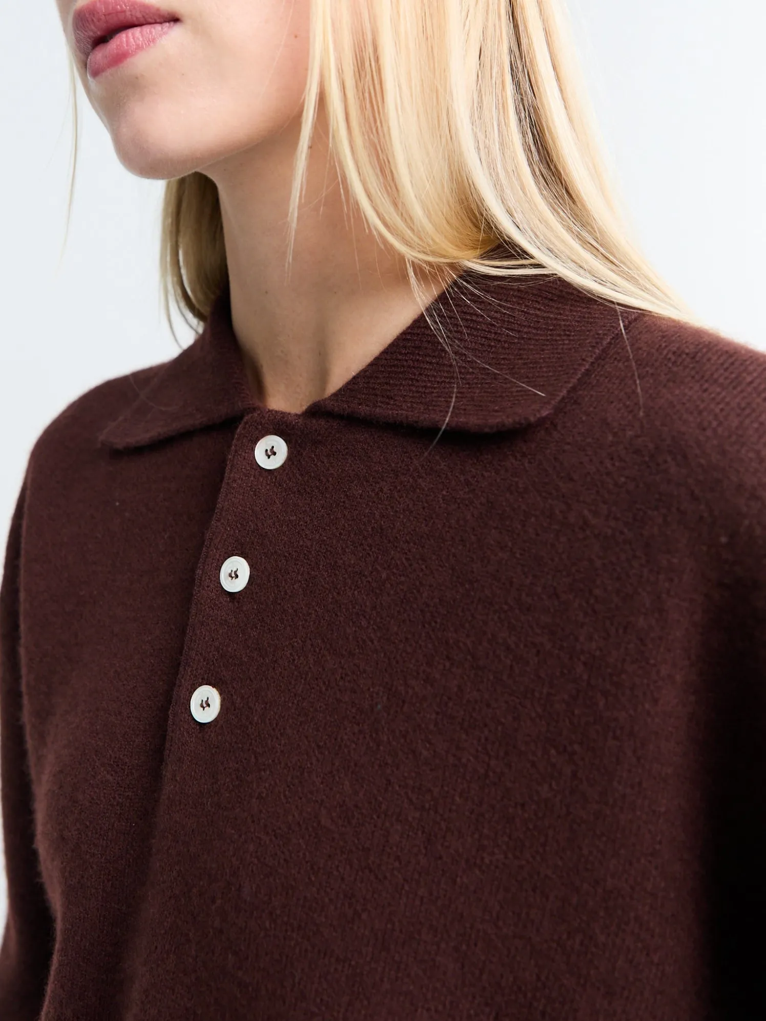 Unisex Cashmere Collared Sweater i Brun
