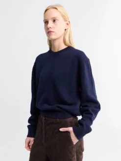 Unisex Cashmere Crewneck Sweater i Deep Navy