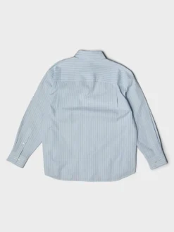 Unisex Oversized Striped Skjorte i Sky Blue Stripe