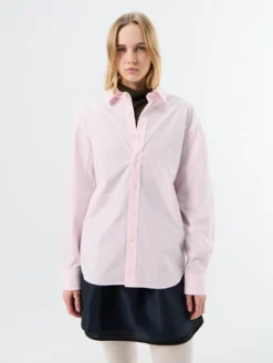 Unisex Soft Poplin BD Skjorte i Soft Pink