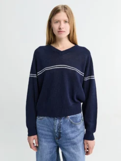 V-hals Stribet Sweater i Navy Strib