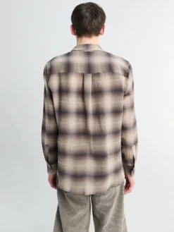 Volume Shirs Seery i Khaki