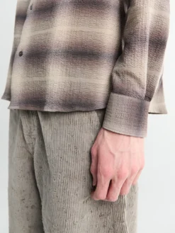 Volume Shirs Seery i Khaki