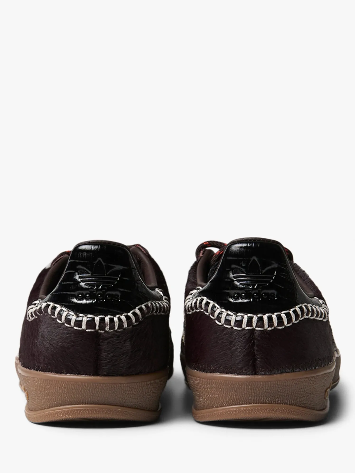 Wales Bonner Gazelle Pony Sneakers i Aurora Coffee, Wonder White og Core Black