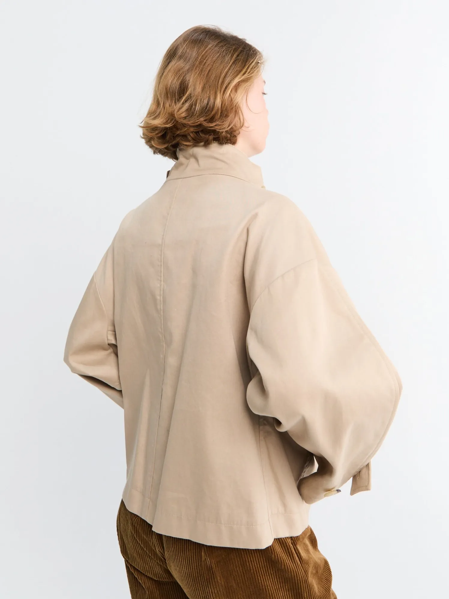 Water Resistant Jakke i Cool Beige