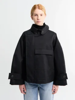 Water Resistant Jakke i Sort