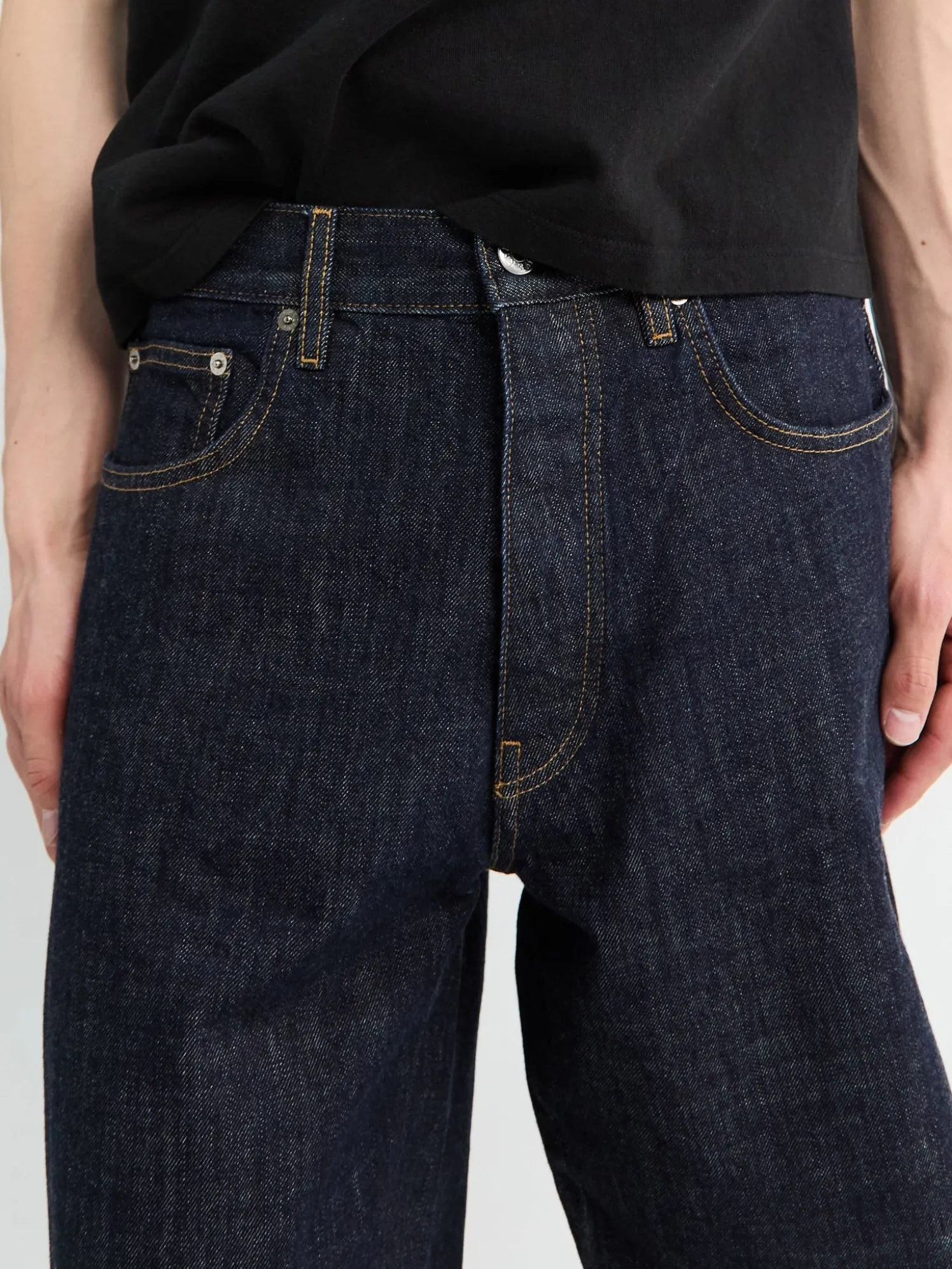 Wide Twist Jeans i Simple Rinse Blue