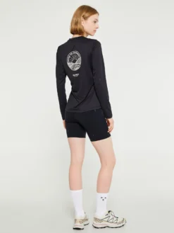 Women's Balance Long Sleeve T-Shirt i Black